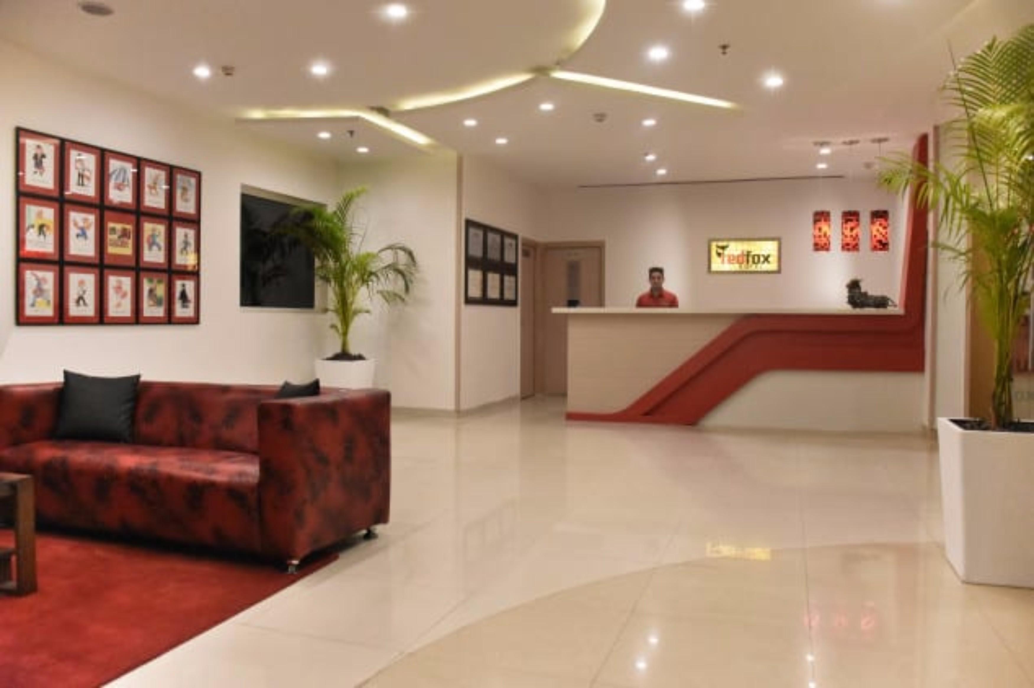 Red Fox Hotel, Чандигарх Экстерьер фото